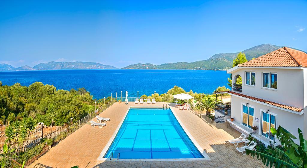 Green Bay Hotel Сами Экстерьер фото
