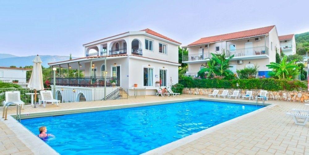 Green Bay Hotel Сами Экстерьер фото