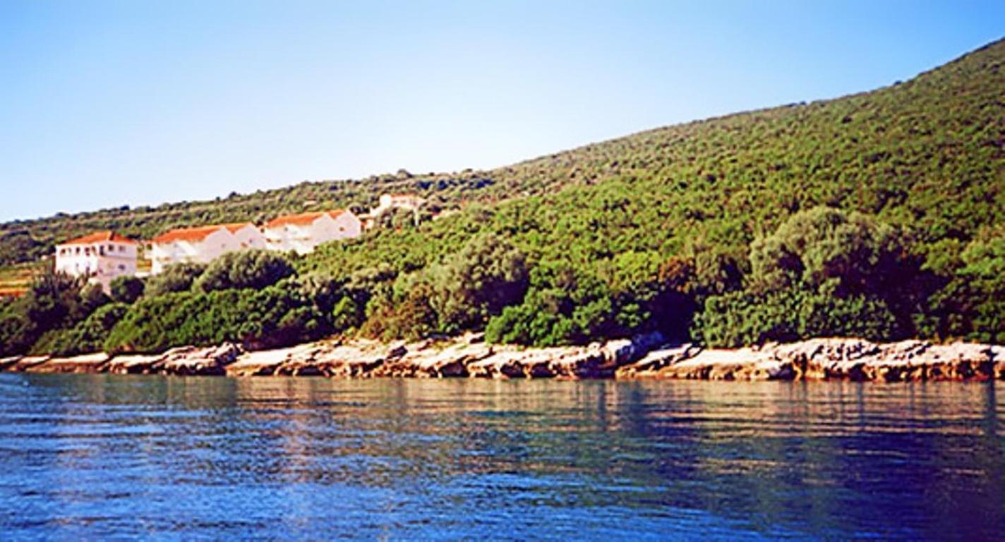 Green Bay Hotel Сами Экстерьер фото